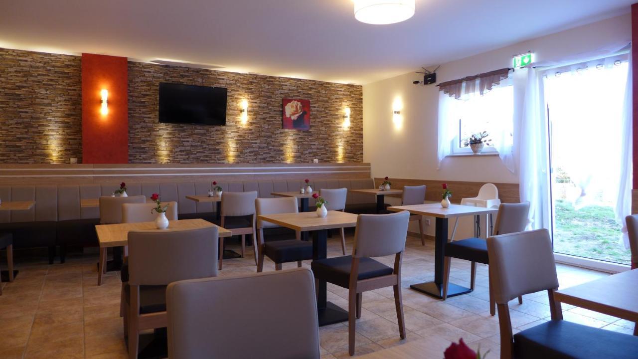 St Michael Atrona Gmbh Hotel Euskirchen Exterior photo
